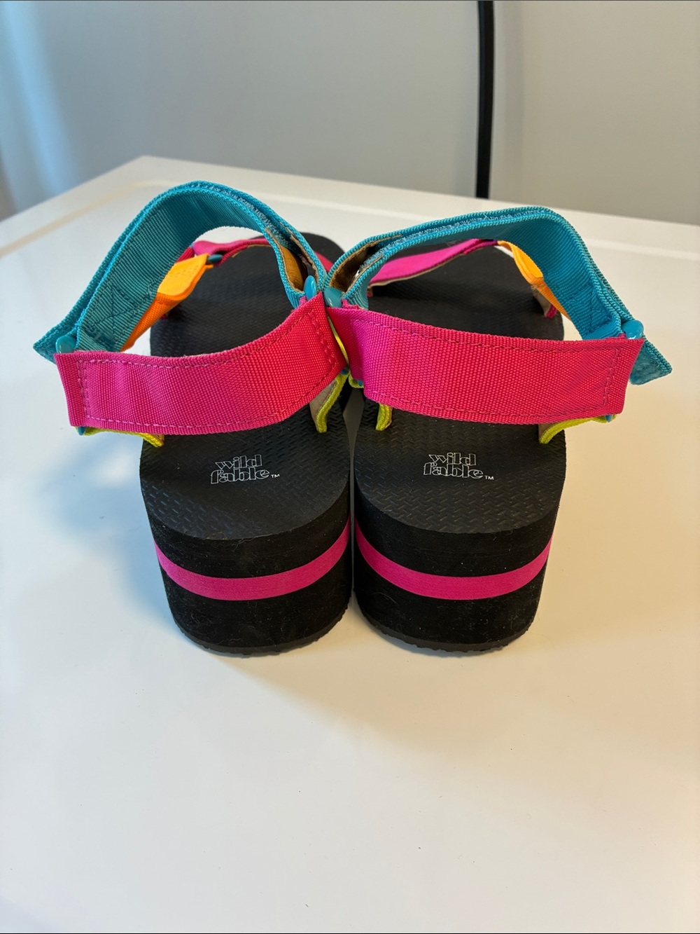 WILD FABLE Colorblock Vibrant Strappy Sandals - Pink, Teal, Orange size 10 - Picture 3 of 7